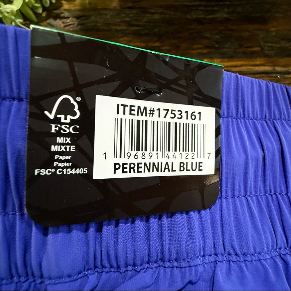 Spyder NWT XL Women's Perennial Blue Shorts Exercise Workout - Picture 4 of 16